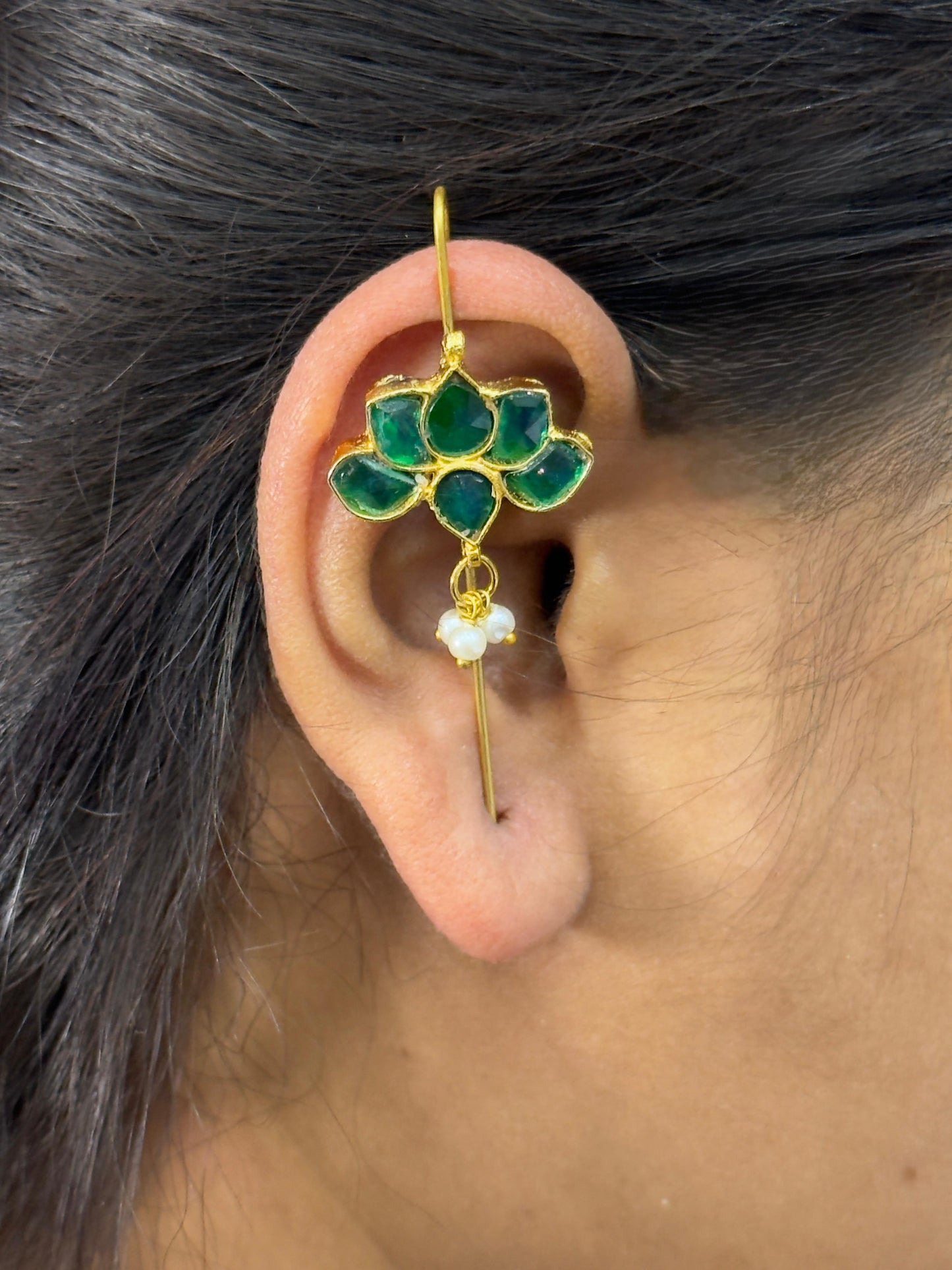 Takkar Kundan Emerald Green Earcuf