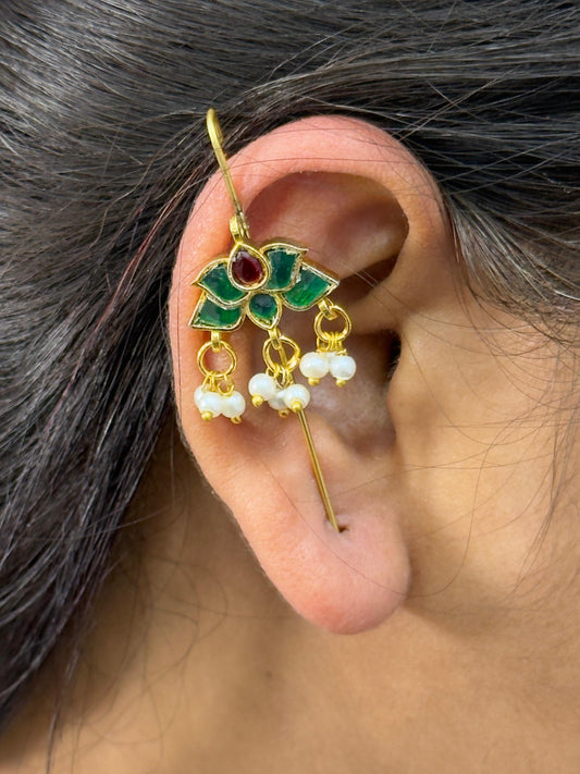 Traditional Lotus Motiff Red With Green Earcuff