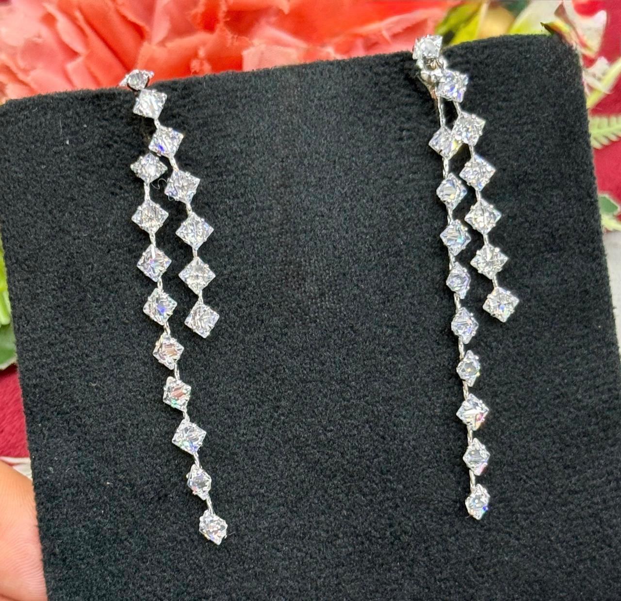 Sparkling Long Chain Drop Earring