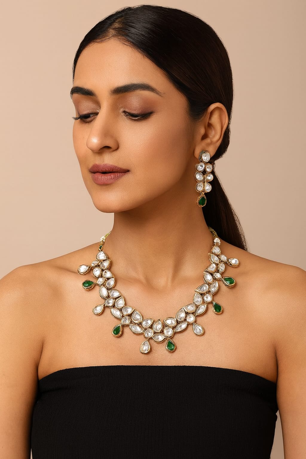 Meenakari Beautiful Kundan Necklace in green for woman