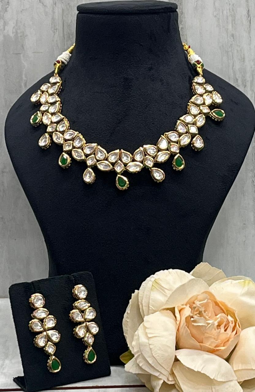 Meenakari Beautiful Kundan Necklace in green for woman