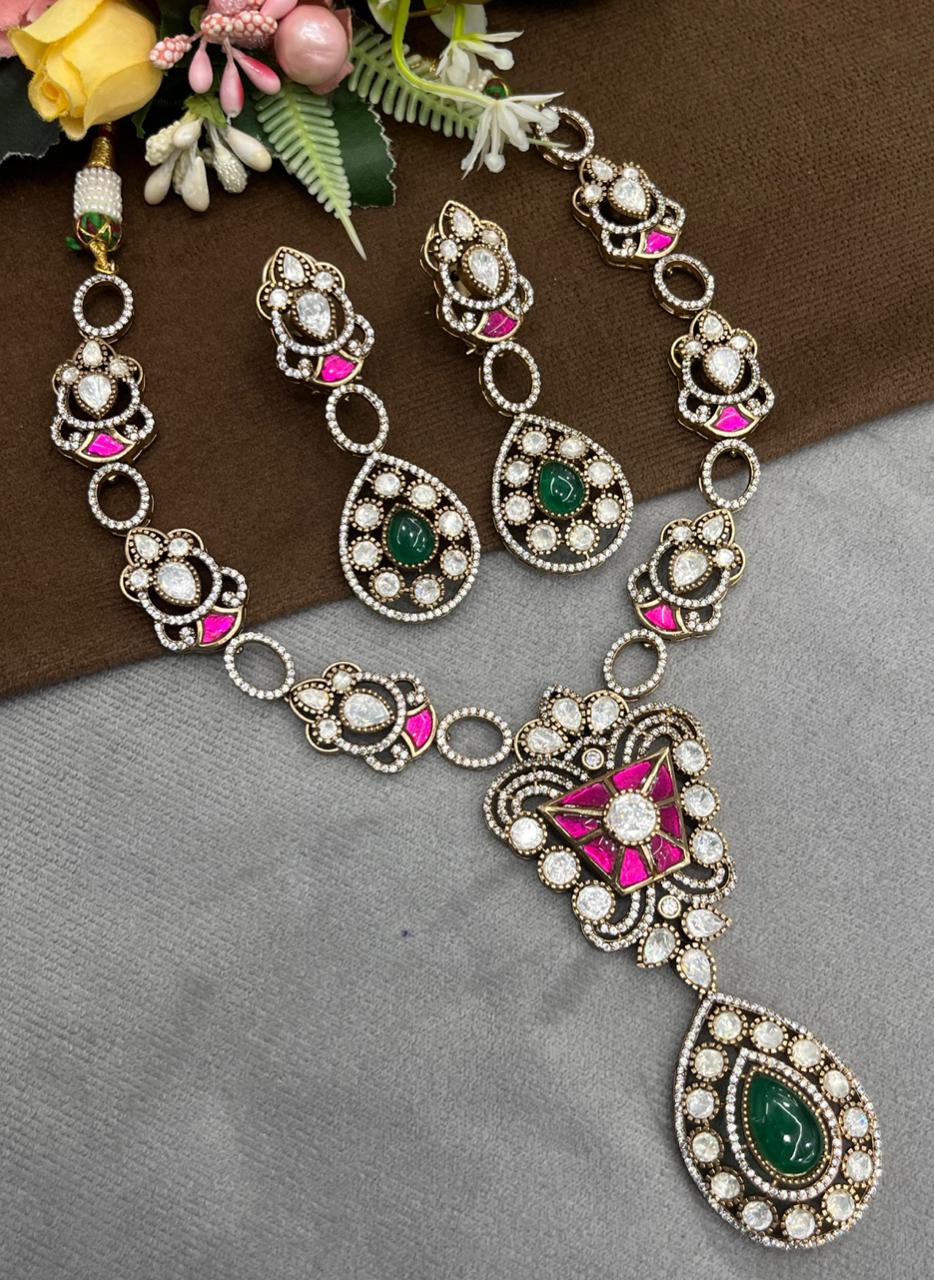 Kemp Stone Mossanite Necklace for woman