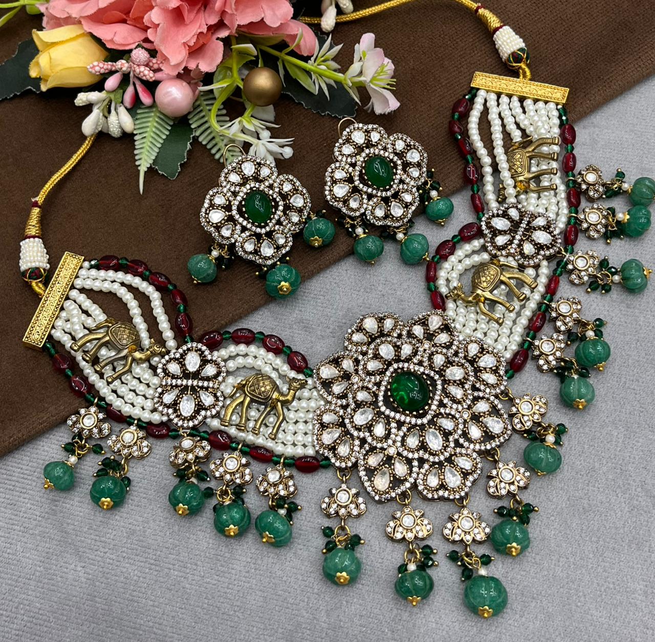 Beaded Broad Choker With Oversized Studs for woman