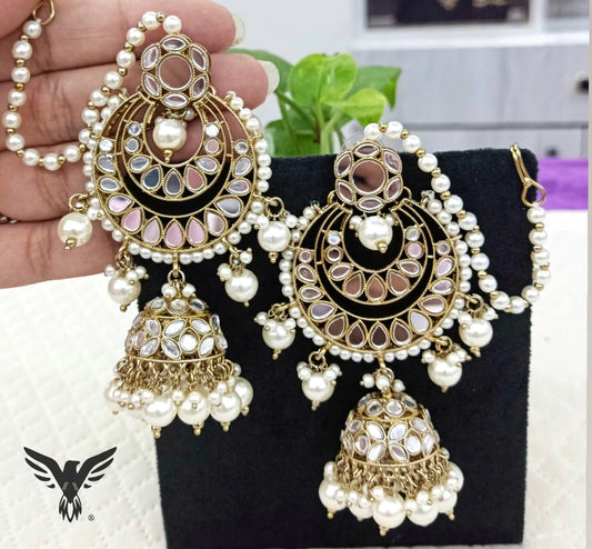 Chahat Chandbalis With Kaanchain Kundan Earring in White Beads