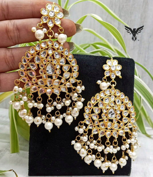 Chand Baliyan In White Kundan Work With White Beads Drops