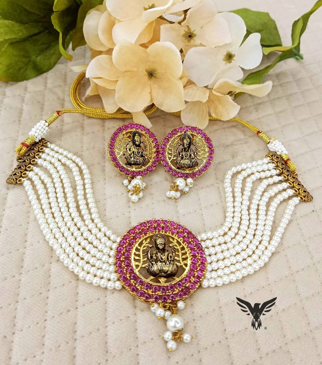 Aamya Gold Plated Broach Choker In Multi Layered Mala