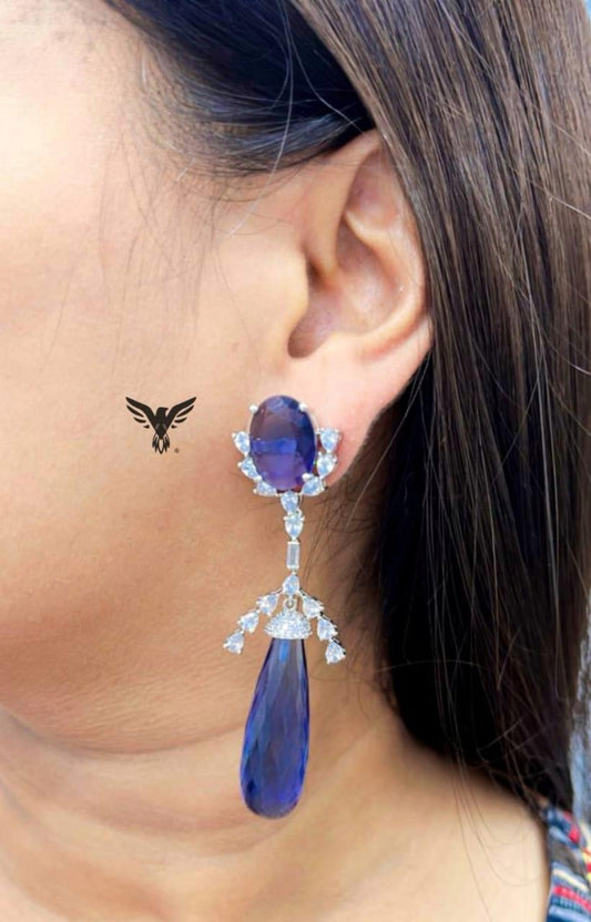 Vaishnavi Diamond Earings In Blue For Women