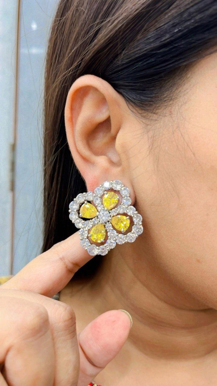 Floral DIamond Studs In Yellow Stone For Women