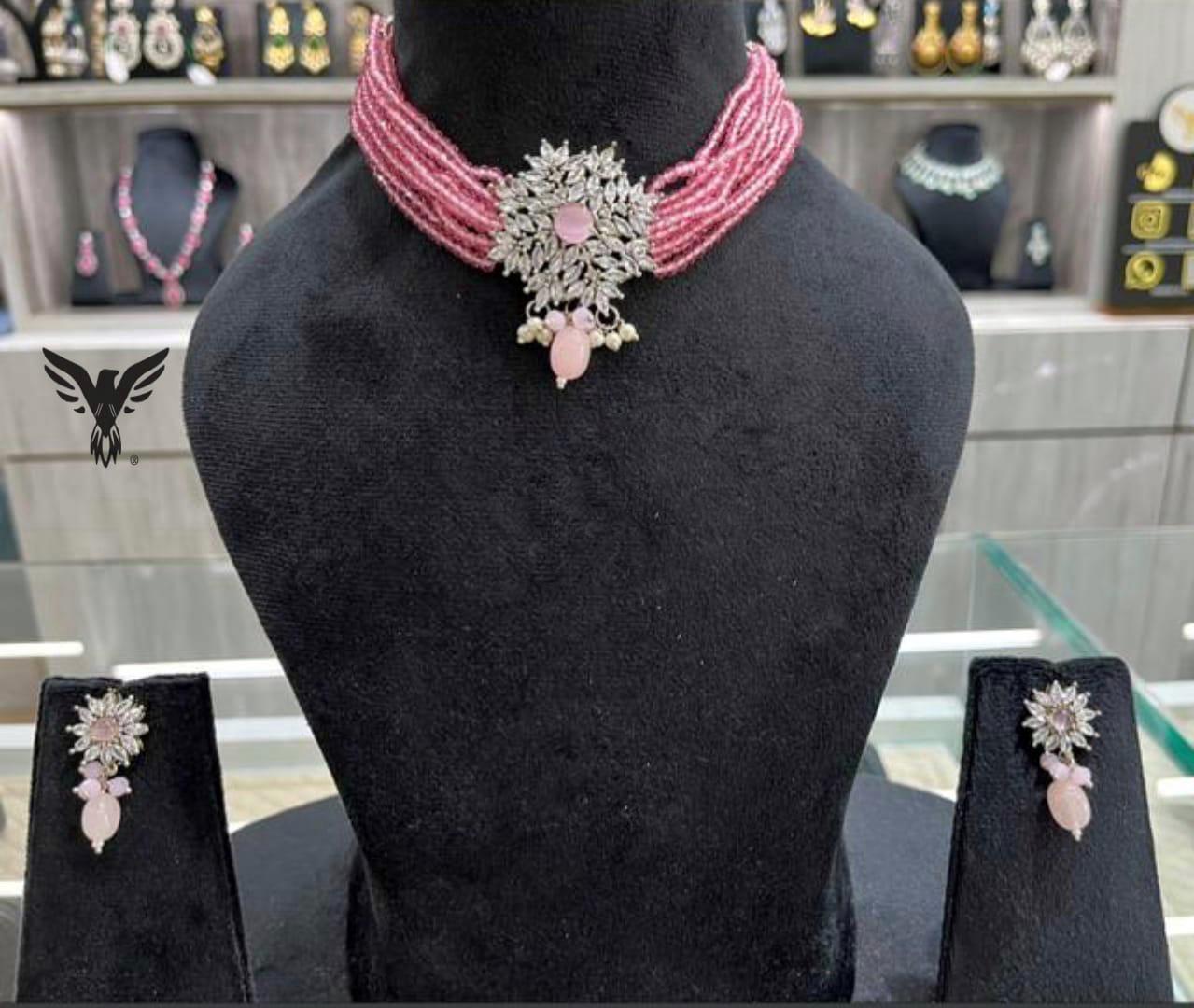 Udita Mala Choker With Pink Diamond Broach