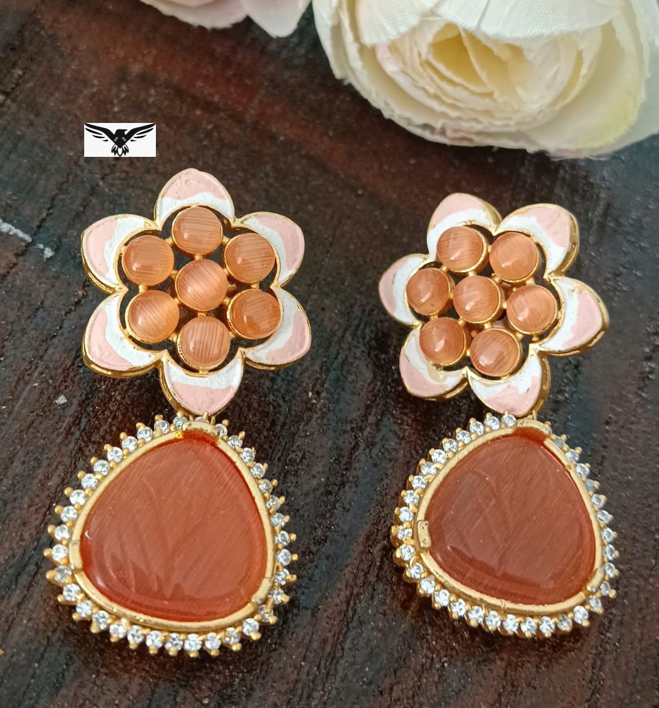 Nimma Craved Stone Kundan Earings For Women