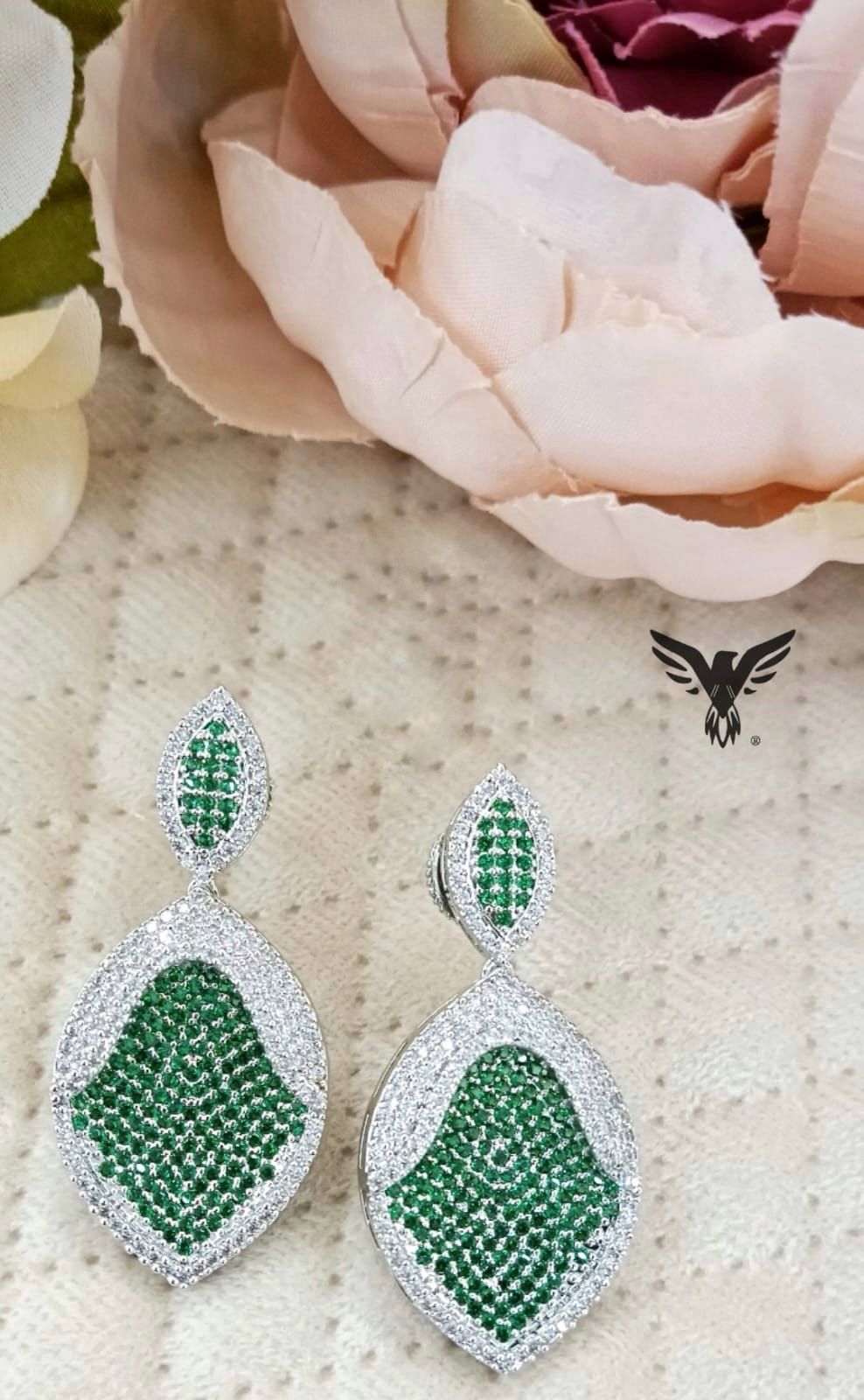 Aaradhya Invisible Setting Stone Earing In Emerald For Women