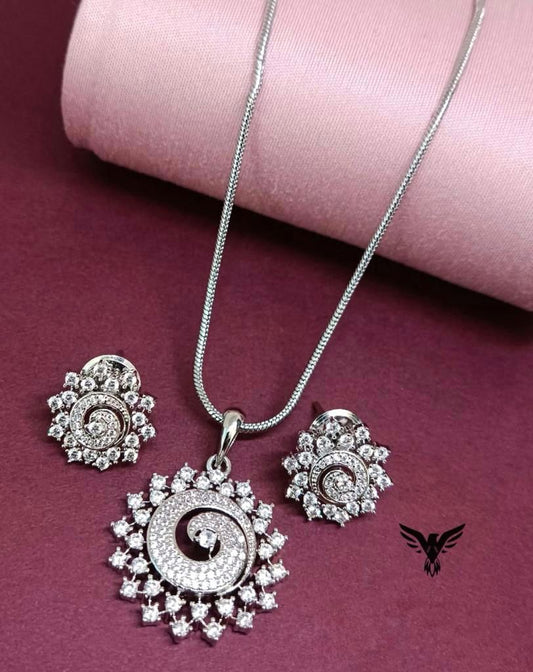 Methili Pendant Set In Diamond With Silver Plated Chain For Women