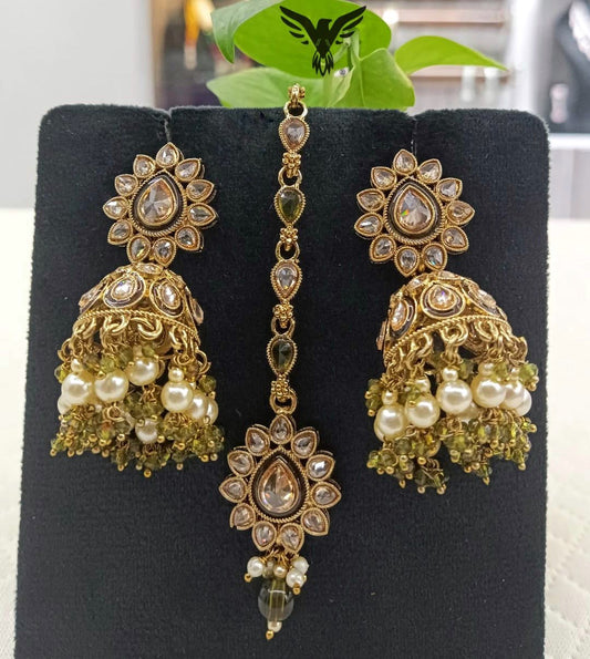 Sia Kundan Pearl Drop Earings With Mang Tika For Women