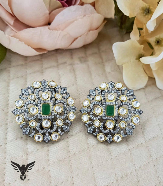 Reshma Kundan Stud Earings In Emerald For Women