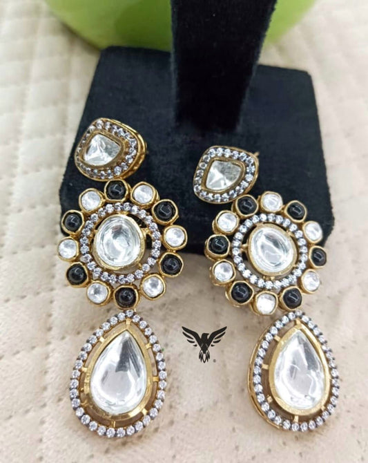 Reshma Kundan Earings In Black For Women