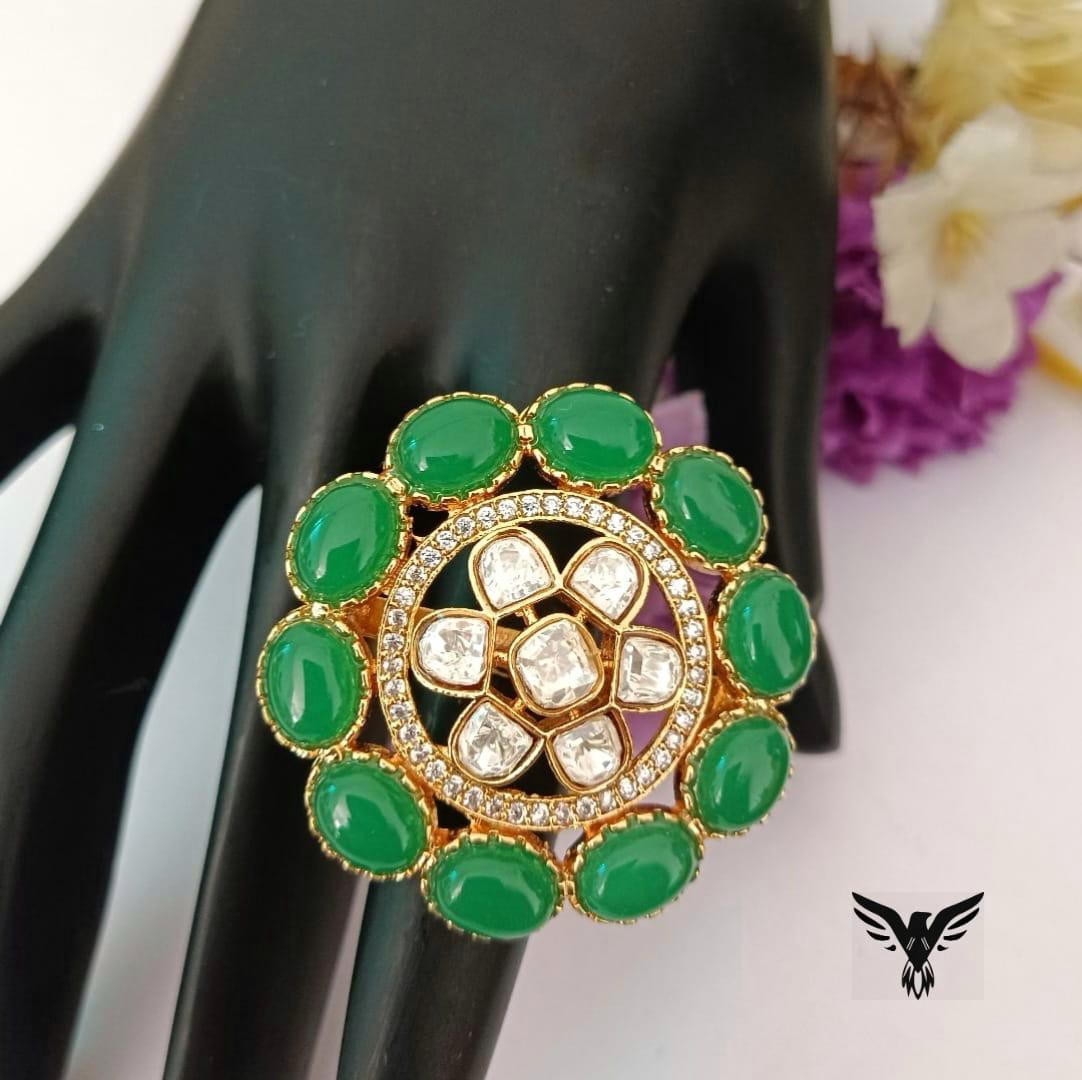 Mudra Kundan Rings In Emerald For Women