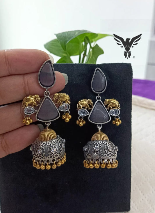 Inaya Silver Look Alike Earings In Jhumki Drops