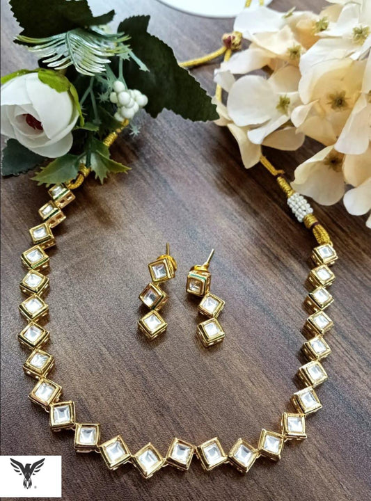 Zig Zag necklace with earrings in kundan meenakari For Women