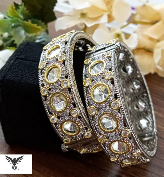 Shrika Silver Foiled Polki Bangles