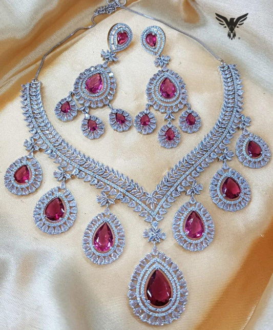 Giana Cubic Zerconia Set with earrings in ruby For Women