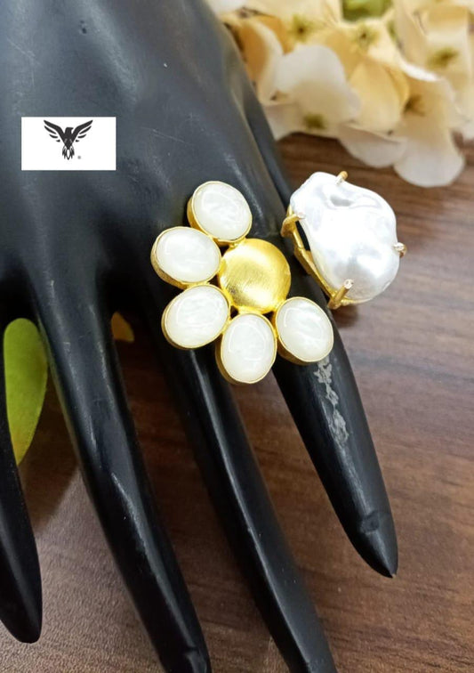 Flower with side duzy stone ring for women