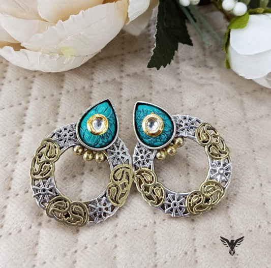 Round silver look alike Dual tone earrings in turquoise for women