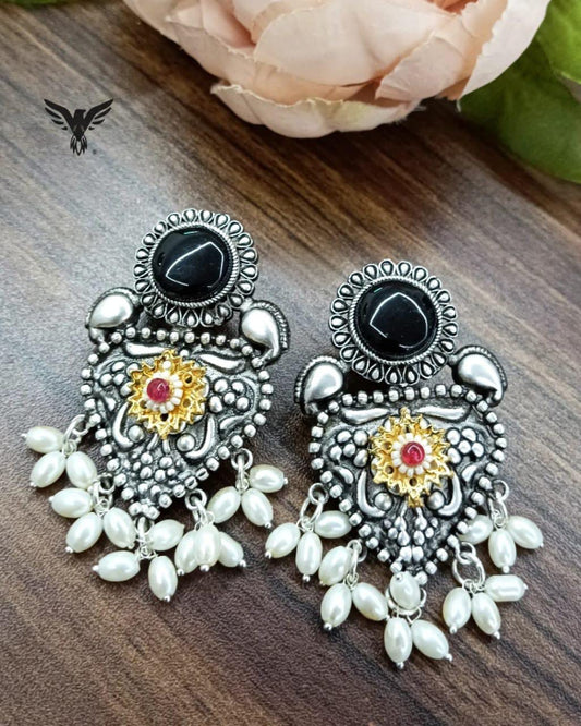 Hiral Silver look alike earring in Black For Women