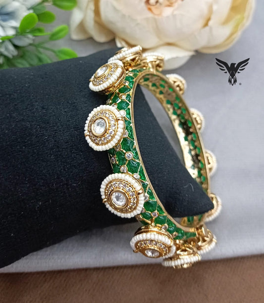 Pacheli Meenakari Emerald Green kundan Bangles For Women