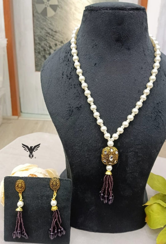 Pearl string with hydra hanging beads mala in Amethist from jaipur