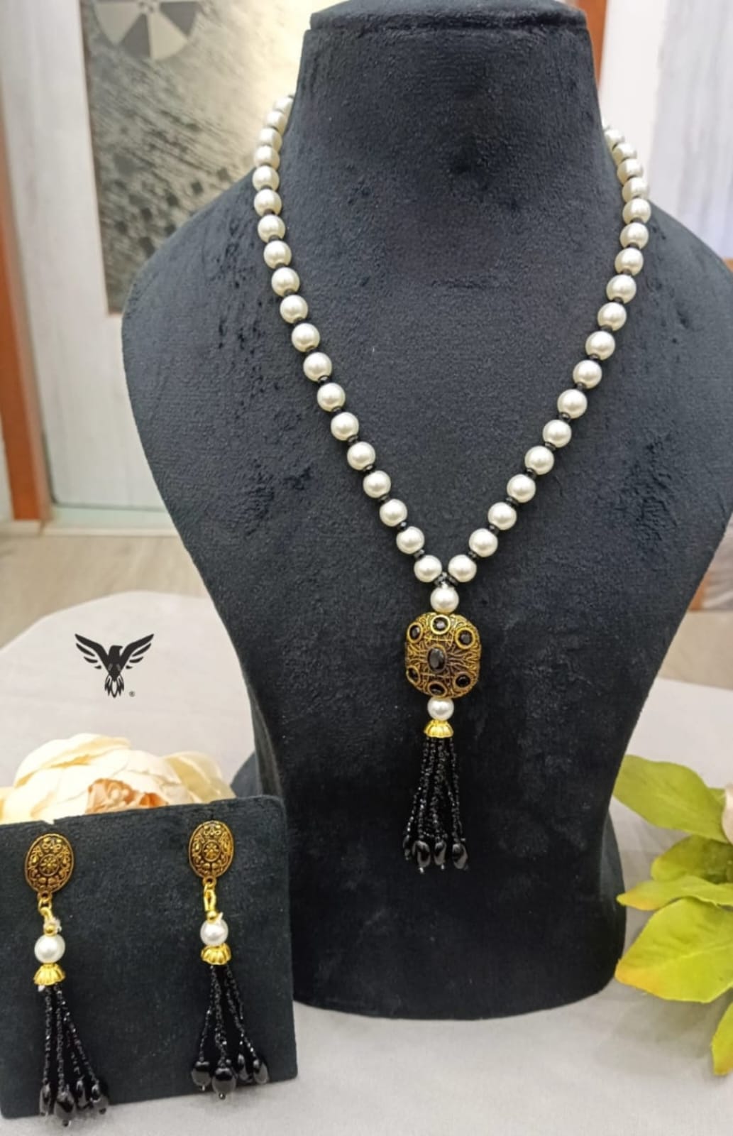 Pearl string with hydra hanging beads mala in Black from jaipur