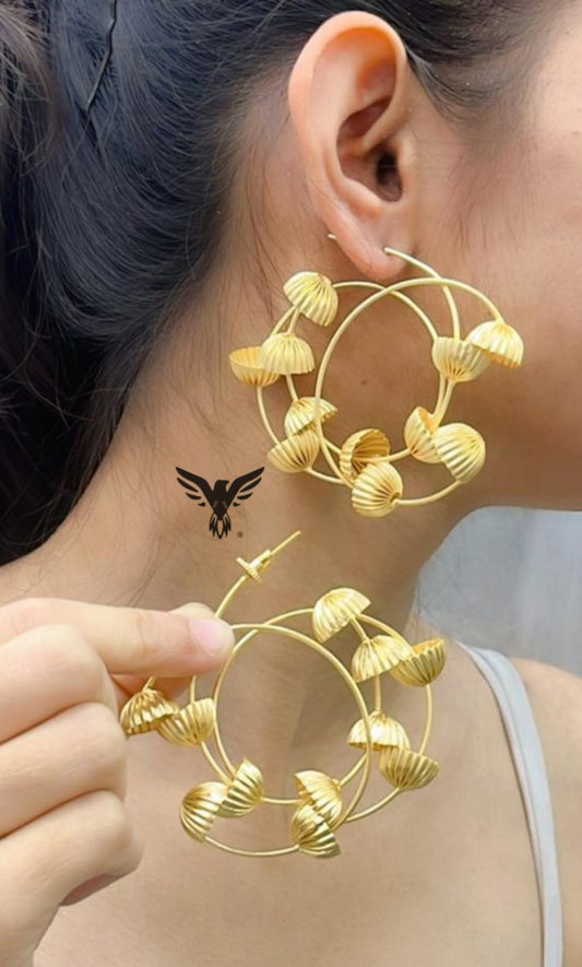 STYLISH FASHION BEAUTIFUL PRINCESS FLOWER HOOP EARRINGS