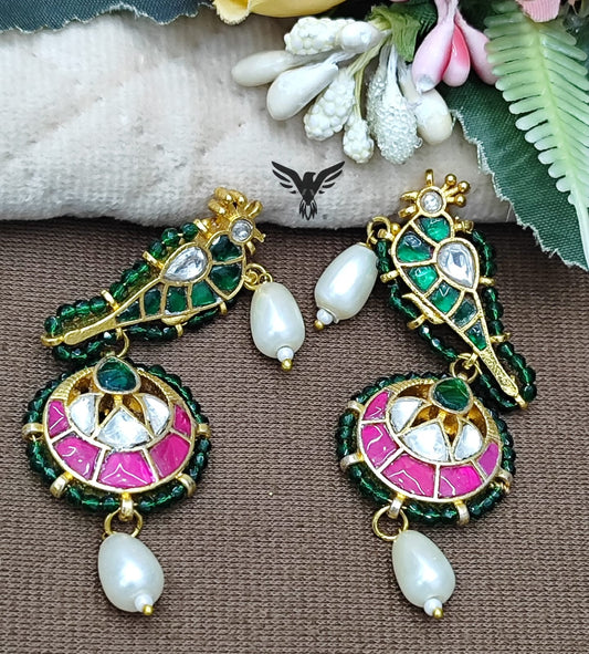 Sparrow  earrings with hanging motive in multi for women