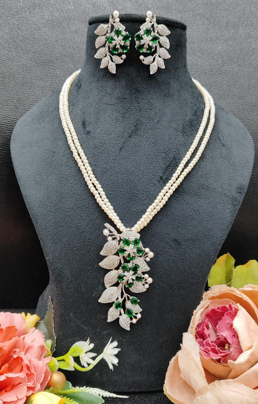Tanya  Emerald Pendent Set In Double Layered Beaded Mala For Women
