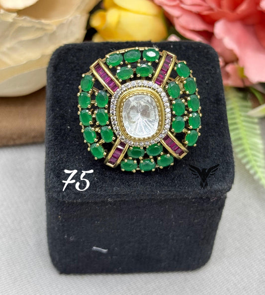 MOISSANITE WITH KEMP IN GREEN RING FOR WOMEN