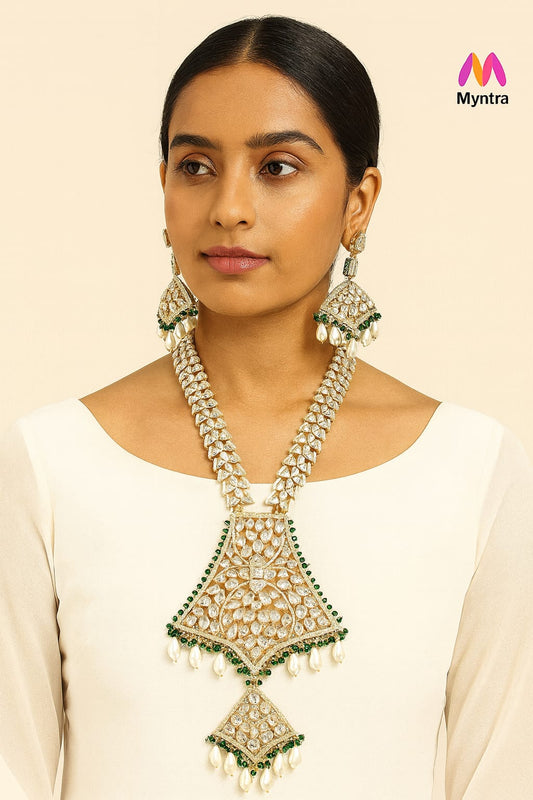 Sunaheri kundan long necklace with broad pendent in green with kundan chain for women