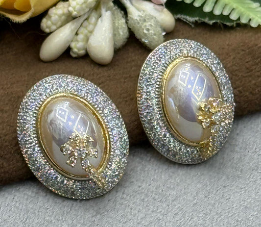 GOLDEN POLISH OVAL SHAPE AD STONE