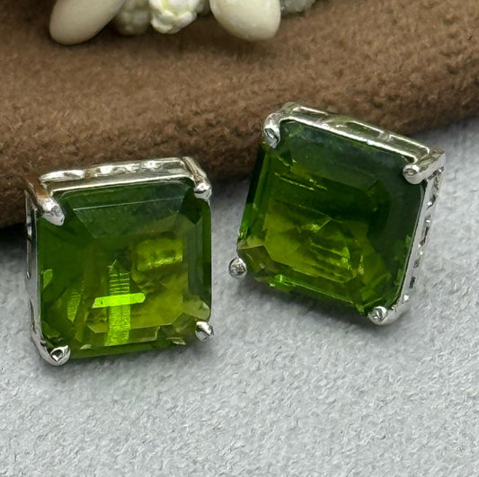 SQUARE SHAPE GREEN COLOUR CZ STONE FOR WOMAN