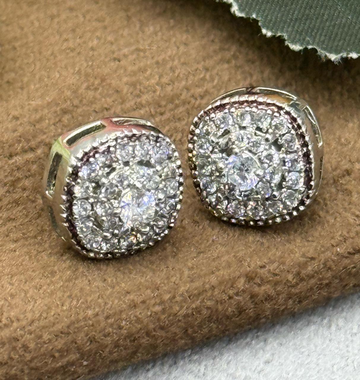 CLASSIC SILVER POLISH AD STONE STUDS