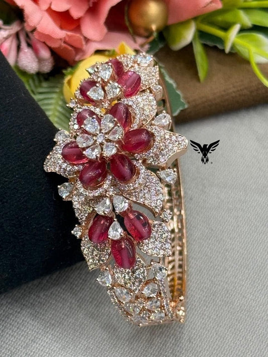 RED COLOUR WITH GOLDEN POLISH  UNIQUE SHAPE AD BRACELET