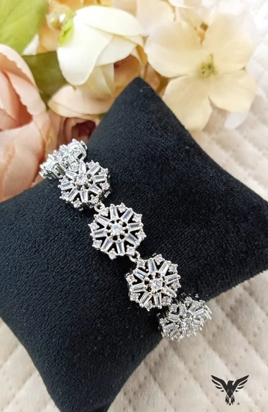 FLORAL  WITH CZ STONE BRACELET FOR WOMEN