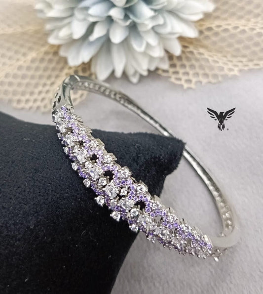 SILVER DIAMOND BEAUTIFUL CLASSIC BRACELET FOR WOMEN