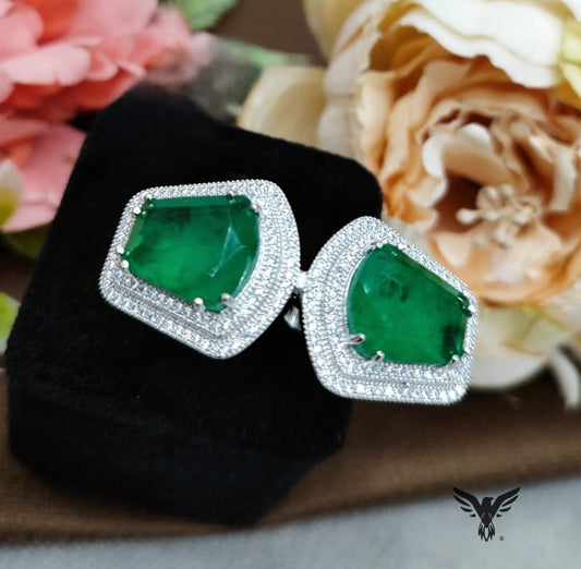 GREEN AD DIAMOND DOUBLE FINGER RING FOR WOMEN