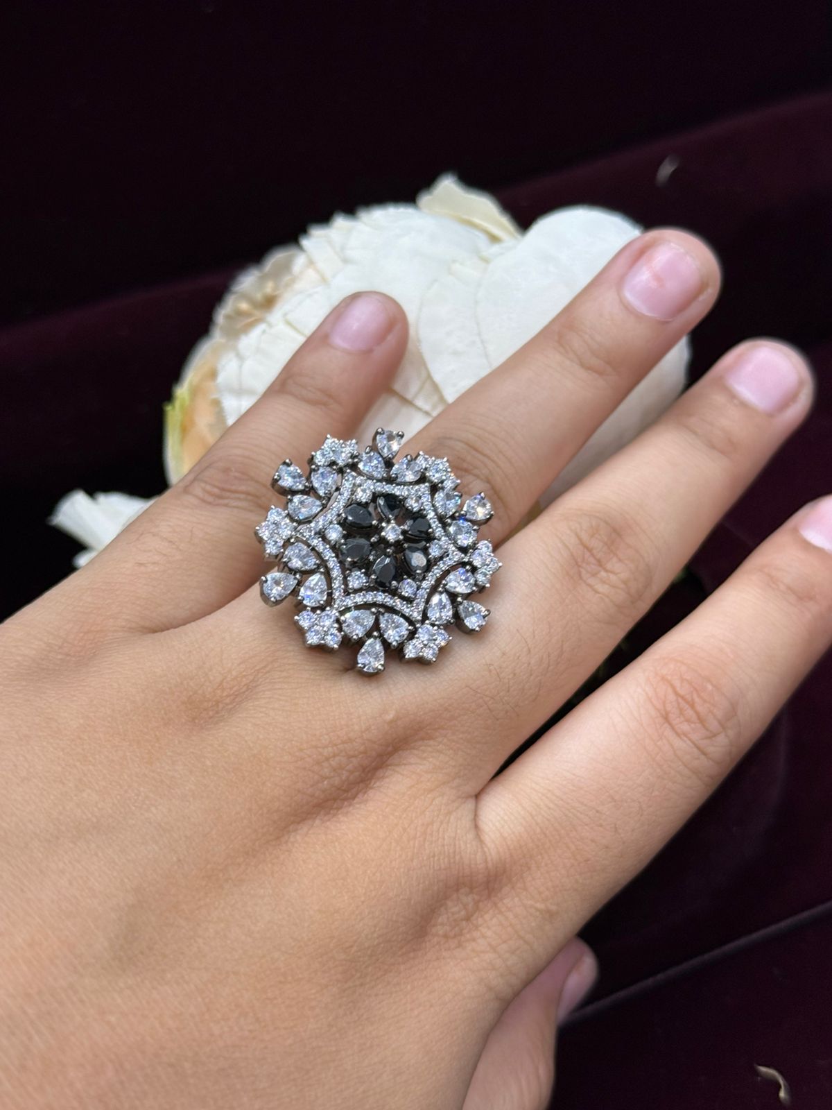 UNIQUE FLOWER SHAPE WITH SILVER AND BLACK CZ STONE
