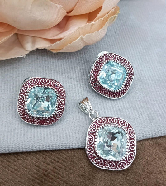 MINT BLUE COLOUR WITH SQUARE SHAPE PENDANT SET