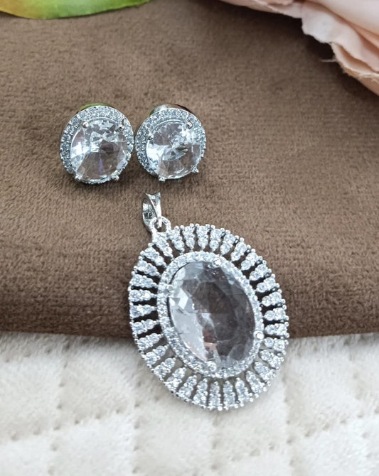 BEAUTIFUL OVAL SHAPE WHITE CZ STONE PENDANT SET FOR WOMEN