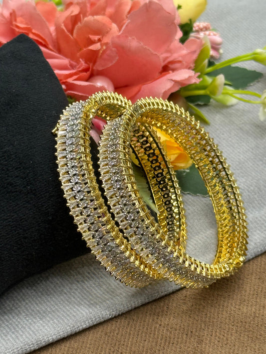 GOLD POLISH WITH CZ STONE FOR WOMEN