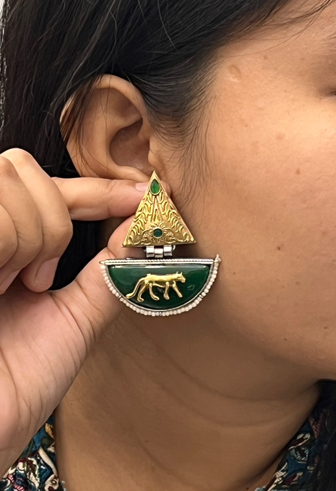 Green Stone & Gold Leopard Design with Beaded Detailing Earring