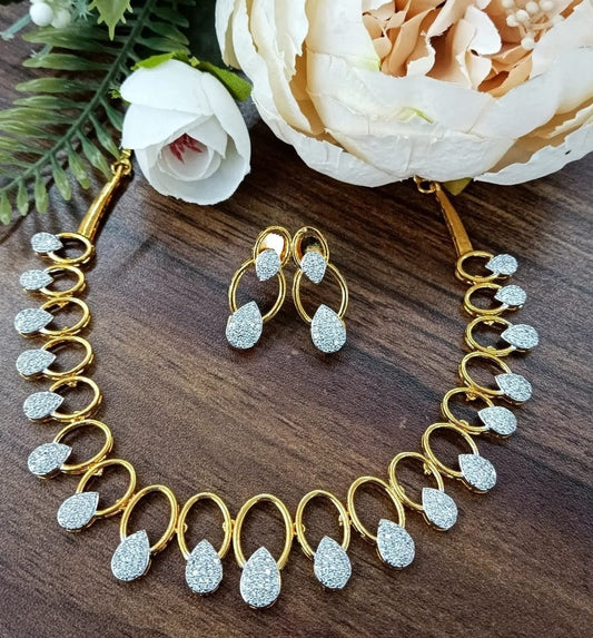 Classic Gold-Plated Teardrop Necklace & Earrings Jewelry Set for Women