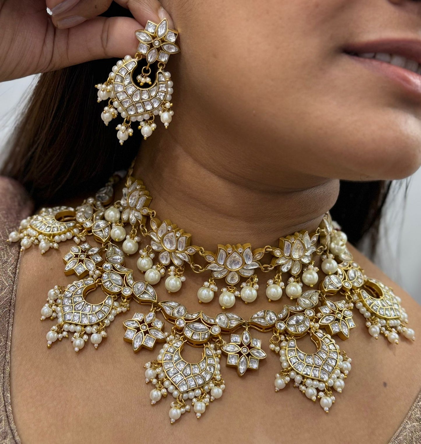 ELEGANT TAKKAD KUNDAN PAACHI NECKLACE WITH EARRINGS FOR WOMEN