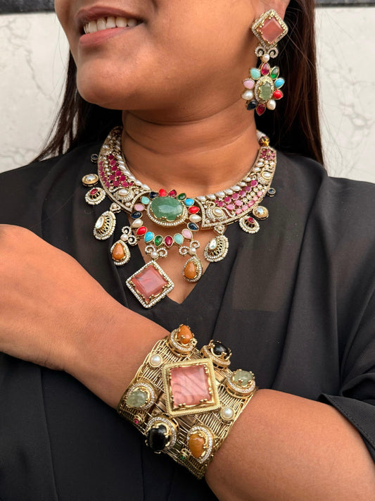 SABYA INSPIRED NECKLACE WITH BRACELET FOR WOMEN